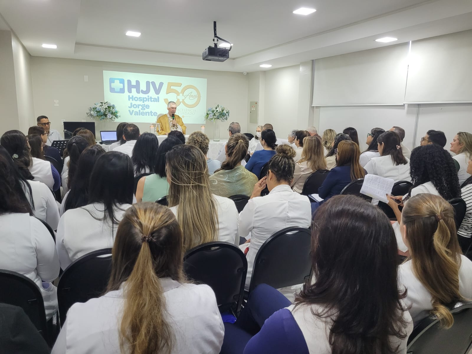 Hospital Jorge Valente celebra 50 anos de história com fé, emoção, gratidão e novos investimentos