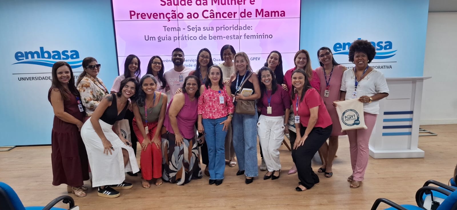 Hospital Jorge Valente promove ação educativa do Outubro Rosa para colaboradores da Embasa